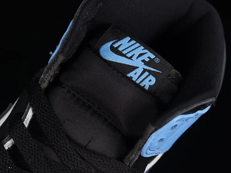 All categories Air Jordan Jordan series basketball shoes Air Jordan 1 High X version Air Jordan 1 High OG "UNC Toe" AJ1 Joe 1 black and blue toe DZ5485-400